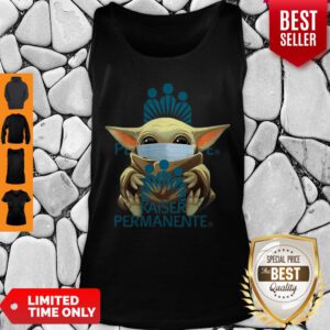 Star Wars Baby Yoda Mask Hug Kaiser Permanente Covid-19 Tank Top