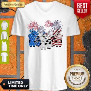 Nice Cows Happy American Independence Day V-neck