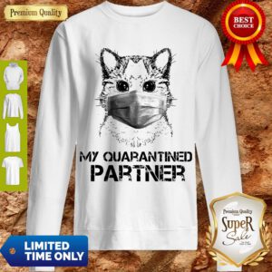 Pretty Raccoon Face Mask My Quarantined Partner Swetashirt