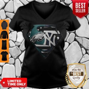 Superhero Philadelphia Eagles And New York Yankees Diamond American Flag Independence Day V-neck