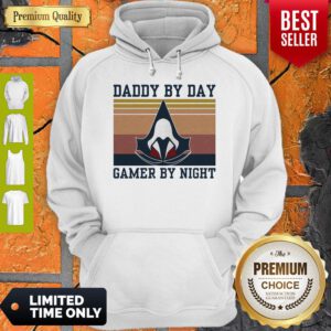 Top Assassin’s Creed Daddy By Day Gamer By Night Vintage Hoodie