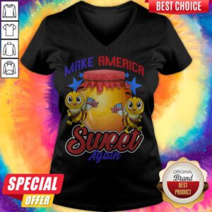Nice Bee Make America Sweet Again 4th Of July American Flag V-neck