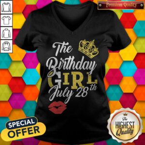 Nice Queen Lip The Birthday Girl July 28th Diamond V-neck