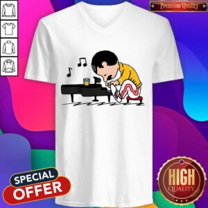 Nice Queenuts Queen’s Freddie Mercury In The Style Of Peanuts V-neck