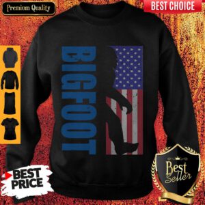 Pretty Bigfoot American Flag Veteran Independence Day Sweatshirt
