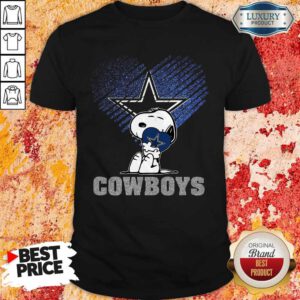 Funny Snoopy Hug Heart Dallas Cowboys Shirt