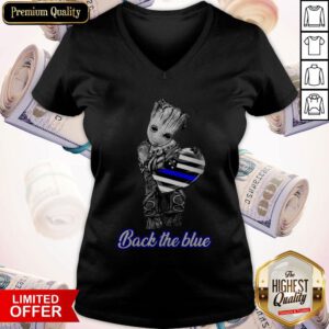 Nice Baby Groot Hug Heart American Flag Back The Blue V-neck