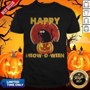 Halloween Black Cat Hold Knife Happy Meow O Ween Shirt