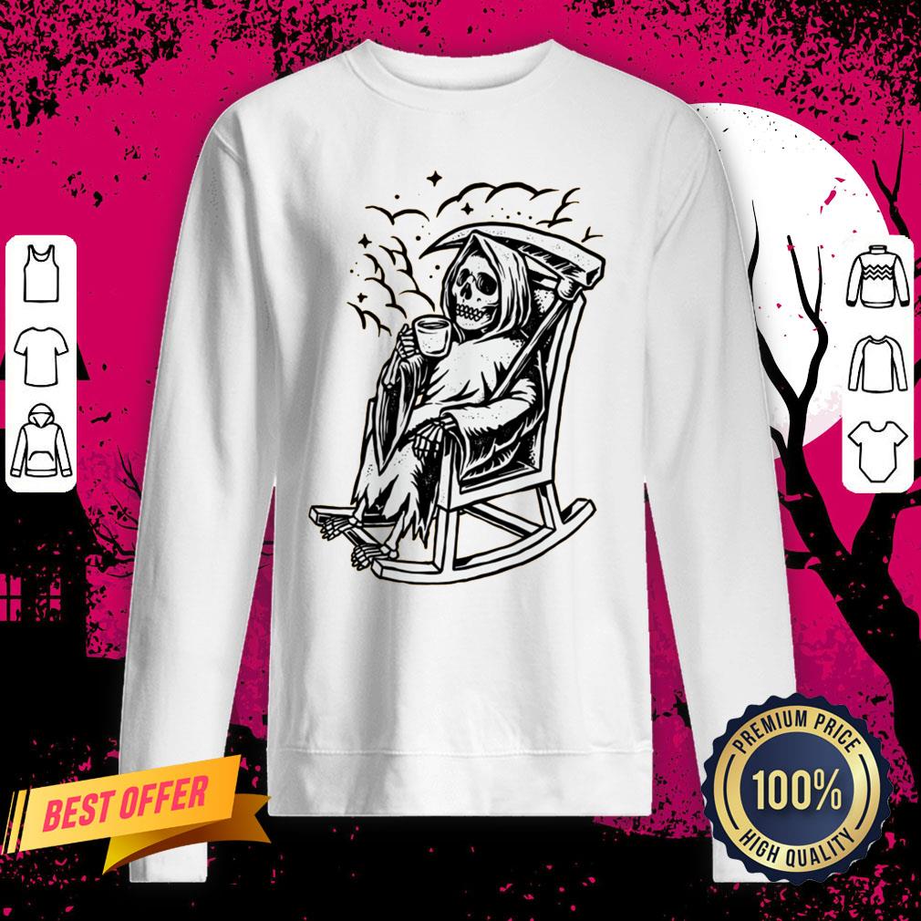 Skeleton Loves Drinking Coffee Halloween Day Sweatshirt