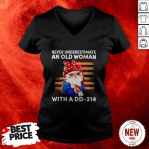 Veteran Cat Mom Never Underestimate And Old Woman With A DD-214 V Neck