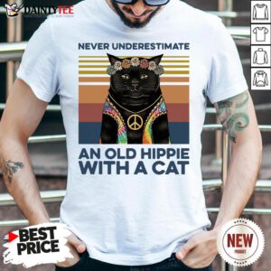 Original Never Underestimate An Old Hippie With A Cat Vintage Retro Shirt- Design By Daintytee.com