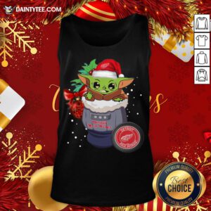 Good Detroit Red Wings Christmas Baby Yoda Star Wars Funny Happy NHL Tank Top- Design By Daintytee.com