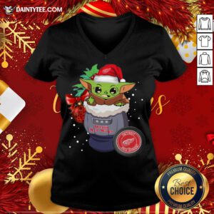 Good Detroit Red Wings Christmas Baby Yoda Star Wars Funny Happy NHL V Neck- Design By Daintytee.com