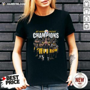 Pittsburgh Steelers AFC North Division Champions Signatures V-neck- Design By Daintytee.com