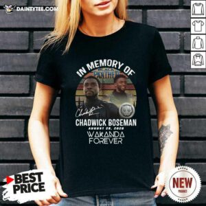 In Memory Of Chadwick Boseman August 28 2020 Wakanda Forever Signature Vintage V-neck- Design By Daintytee.com