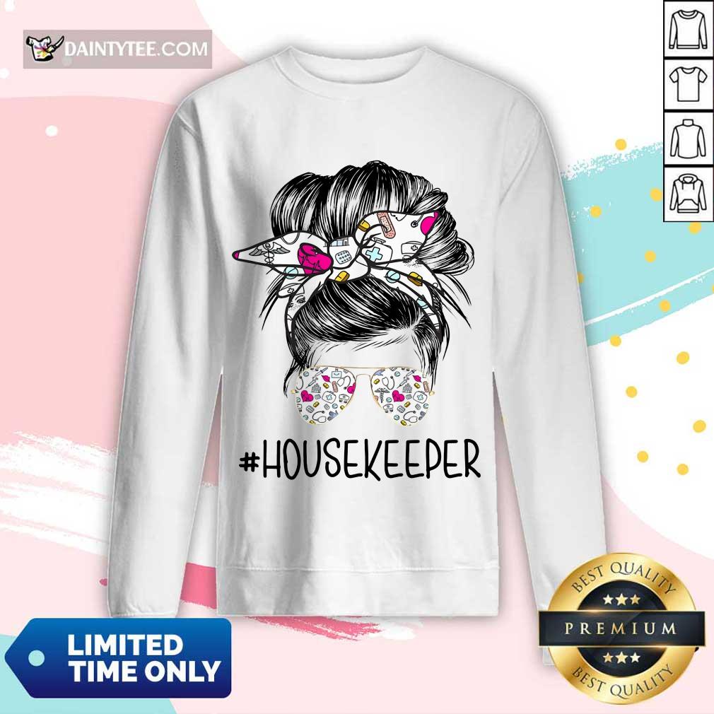 Excellent Housekeeper Girl Bun Hair Glasses Long-sleeved Excellent Housekeeper Girl Bun Hair Glasses Long-sleeved