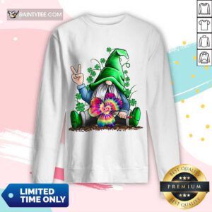 Happy St Patrick’s Day Hippie Gnome Long-sleeved