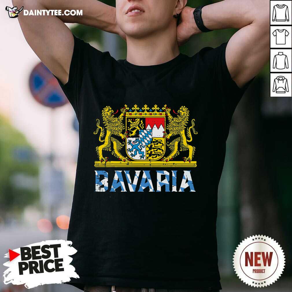 Original Bavaria Crest Lion Vintage German Oktoberfest T-Shirt