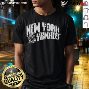 Good New York Yankees BBC Special T-Shirt featuring iconic logo and stylish design, perfect for baseball fans.