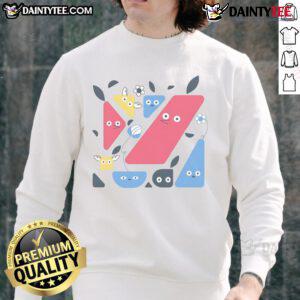 Cozy Good Abstract Helpers sweatshirt featuring vibrant abstract designs, perfect for casual wear and art lovers.