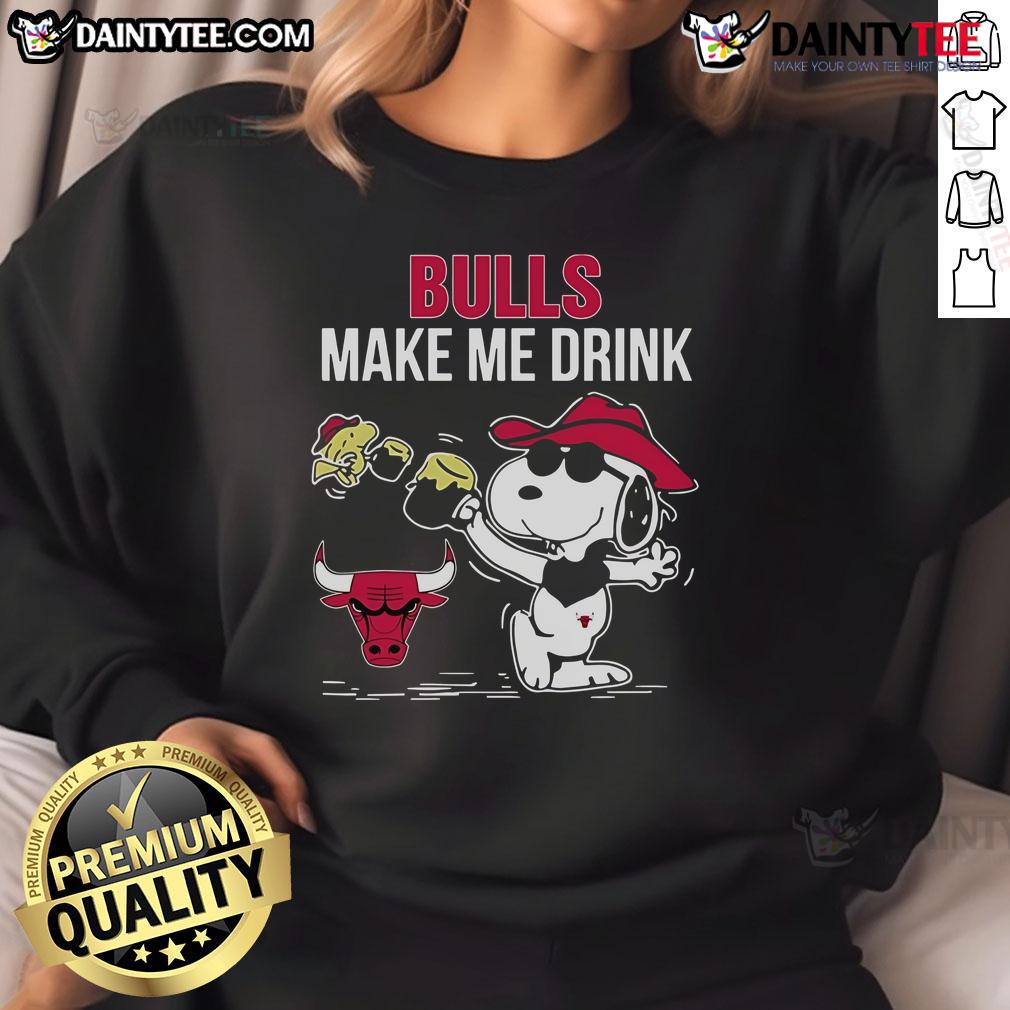 Cozy 'Nice Snoopy and Woodstock Chicago Bulls Make Me Drink' sweatshirt featuring iconic characters in team colors.