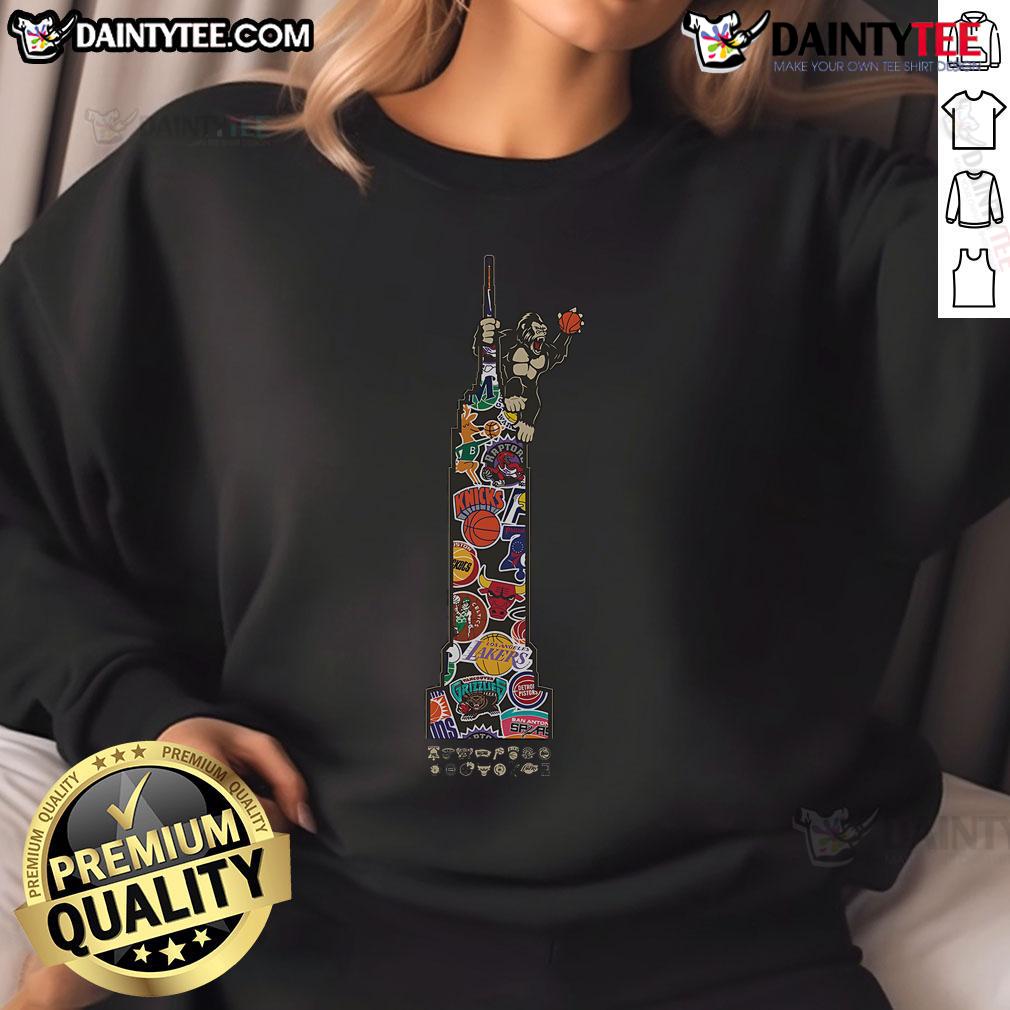 Awesome New York Knicks Hardwood Classics King Kong sweatshirt featuring bold team colors and iconic design.