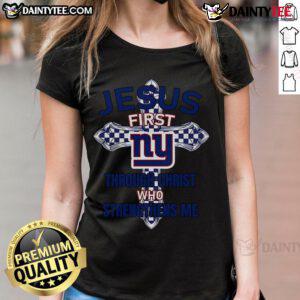 Nice New York Giants Jesus tee for ladies featuring 'I can do all things through Christ who strengthens me' design.