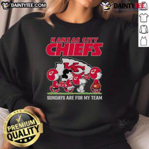 Alt Text: Awesome Peanuts Kansas City Chiefs sweatshirt perfect for game day Sundays, showcasing team spirit and style.