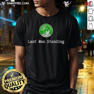 Alt Text: Nice Shamrock Rovers Member 400 Club Last Man Standing T-Shirt featuring club logo and vibrant green design.