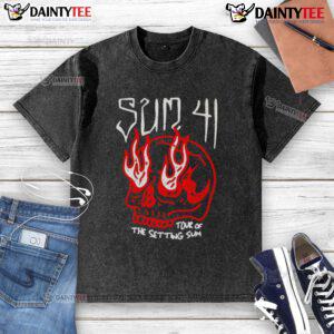Awesome Sum 41 Tour Skull Washed T-Shirt featuring a unique design, perfect for fans of the band and casual wear.