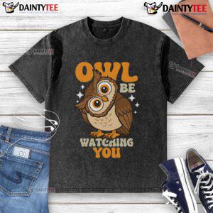 Cute owl design on a washed t-shirt, perfect for owl lovers and casual wear enthusiasts. Adorable and eye-catching!