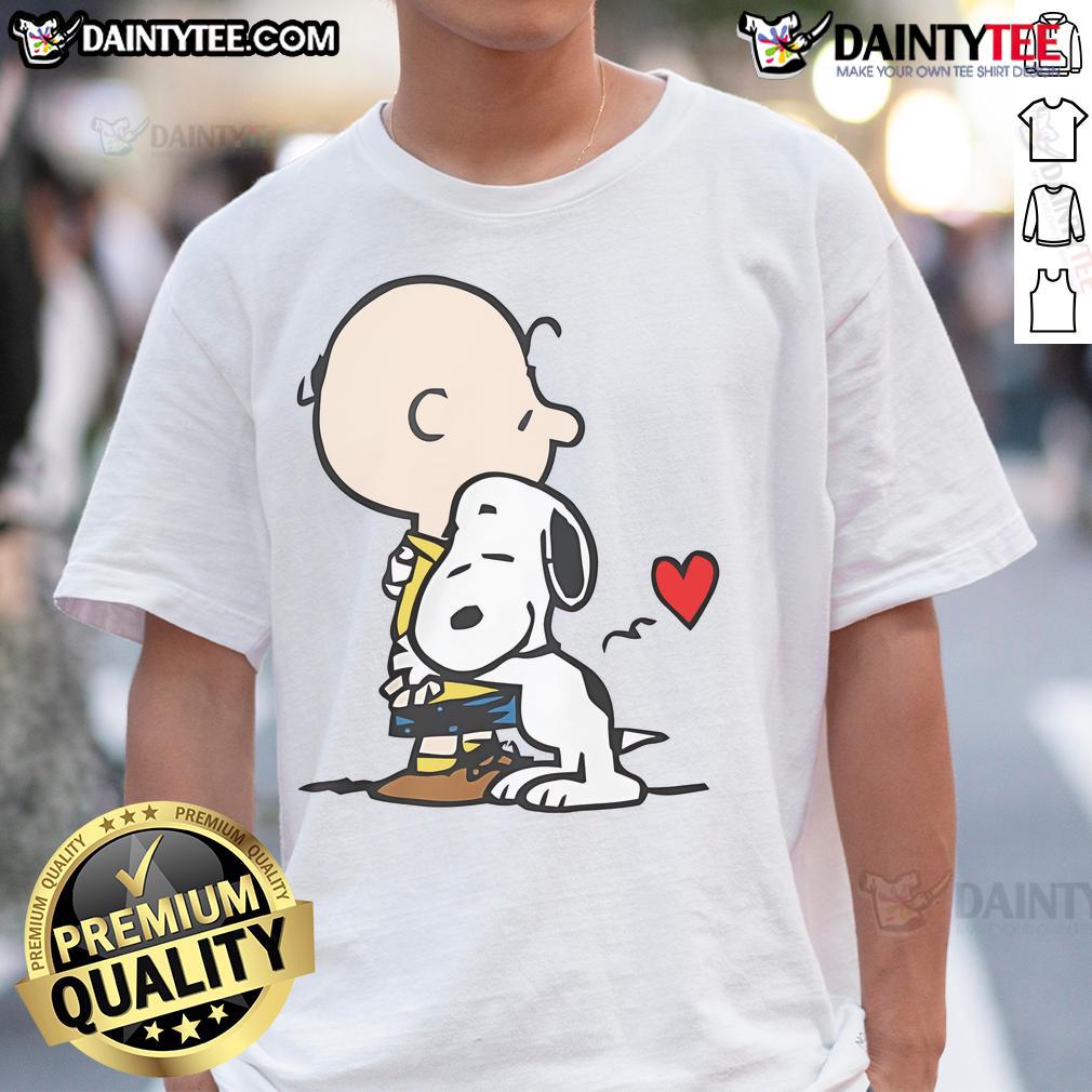 Cute Peanuts Snoopy hug T-shirt featuring Snoopy and Woodstock in a heartwarming embrace, perfect for fans.