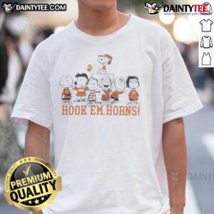 Alt Text: Texas Longhorns Snoopy and Friends Hook 'Em Horns T-Shirt featuring vibrant graphics and team spirit design.