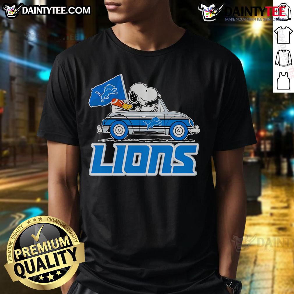 Alt Text: Official Snoopy and Woodstock driving car Detroit Lions T-Shirt, featuring iconic characters in team colors.