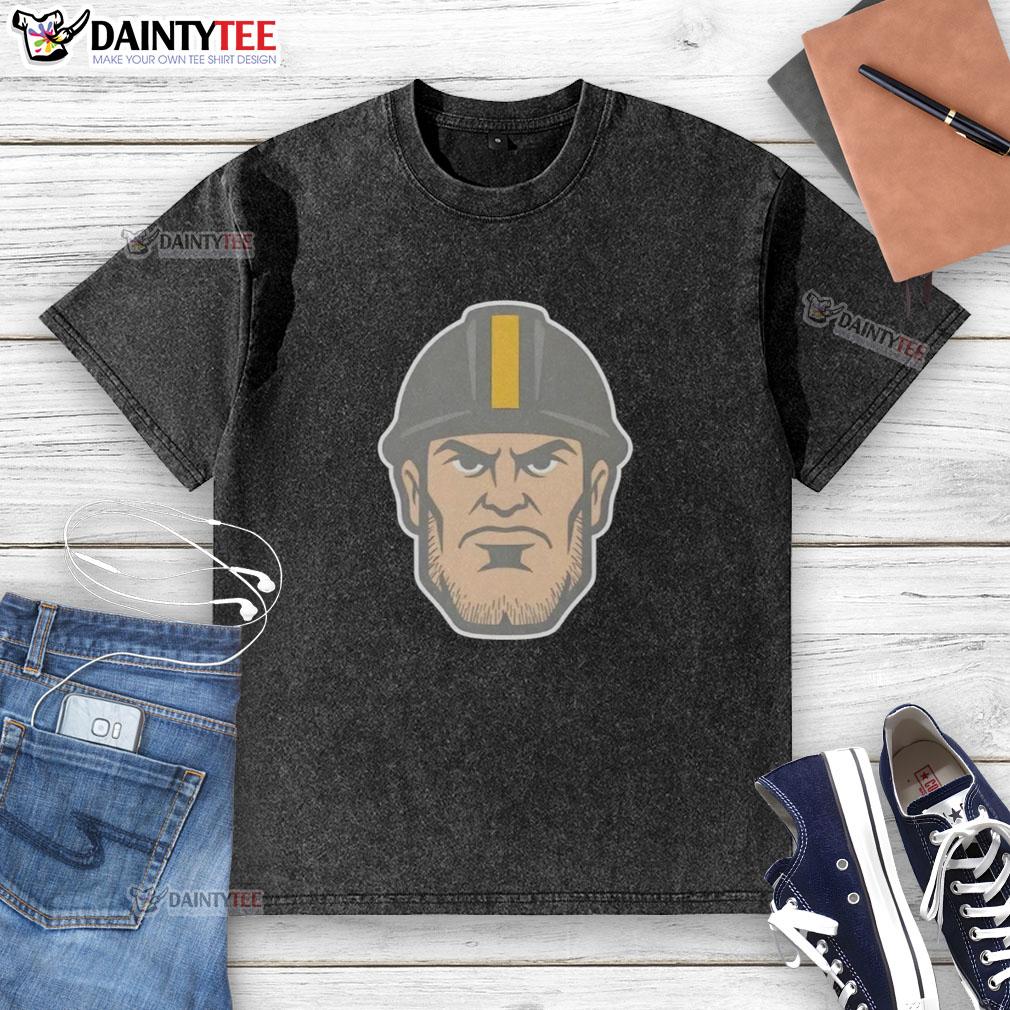 Alt Text: Hot Pittsburgh Steelers Steel Head Adult Logo Washed T-Shirt featuring a vintage design and vibrant team colors.