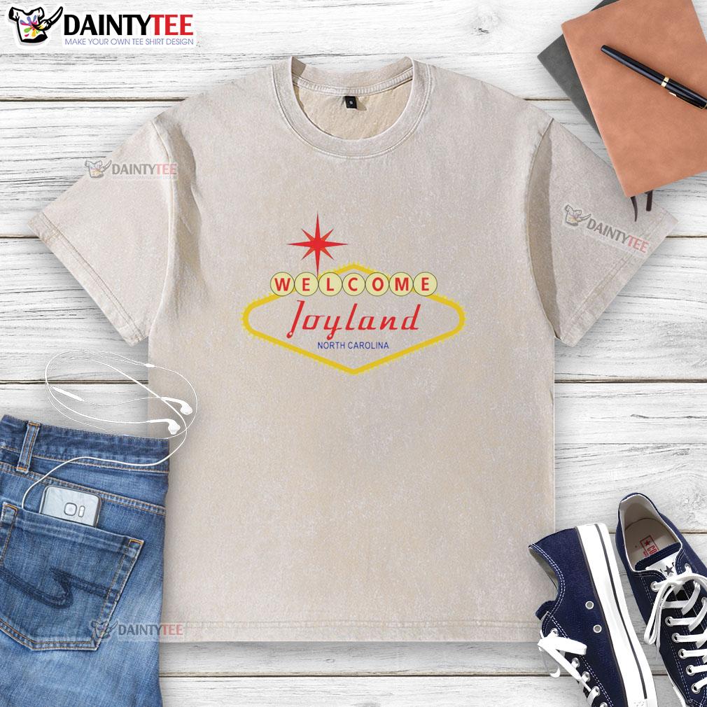 Premium Welcome Joyland Stephen King North Carolina washed t-shirt, featuring a stylish design for fans and collectors.