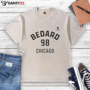 Connor Bedard Chicago Blackhawks Ice Hockey Name and Number 98 washed t-shirt, featuring a stylish design.