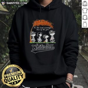 Premium Chicago White Sox hoodie featuring Peanuts Snoopy and friends, perfect for autumn and the holiday season.