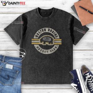 Awesome Boston Bruins Surround Washed T-Shirt in black, featuring the team logo and a vintage design perfect for fans.
