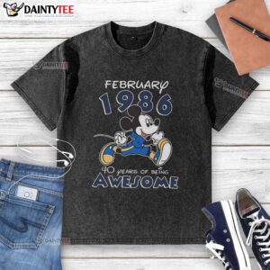 Awesome Mickey Mouse February 1986 washed t-shirt celebrating 40 years of iconic Disney style and nostalgia.