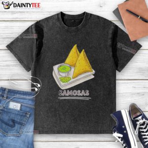 Awesome Samosa Lover T-shirt featuring delicious Indian snack samosas, perfect for foodies and snack enthusiasts.