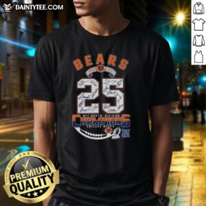 Chicago Bears 2025 NFC North Division Champions T-Shirt featuring all player signatures, celebrating the team's victory.