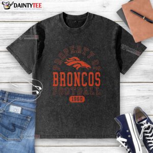 Awesome Denver Broncos Football Property 1960 washed t-shirt showcasing vintage design and team colors.